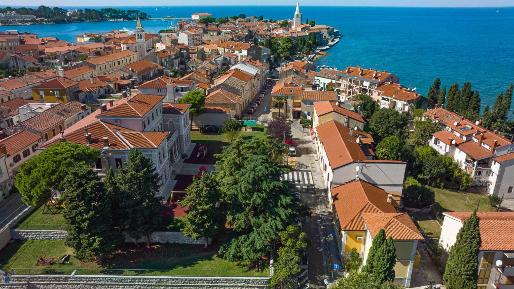 Apartment Valnea - For Five People In The Center Of Poreč