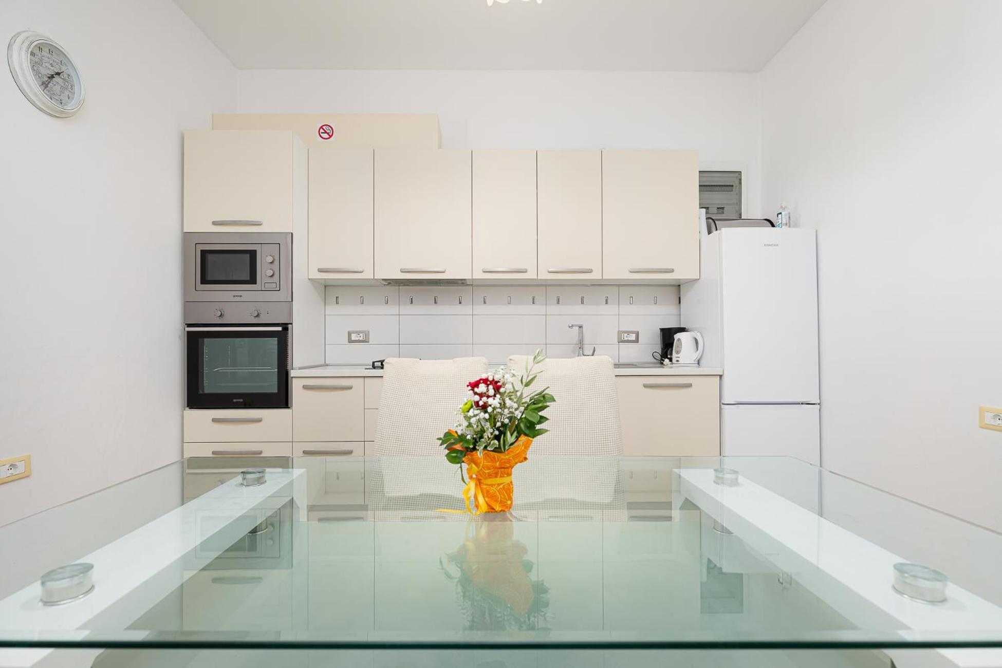 Valnea - For Five People In The Center Of Apartment *