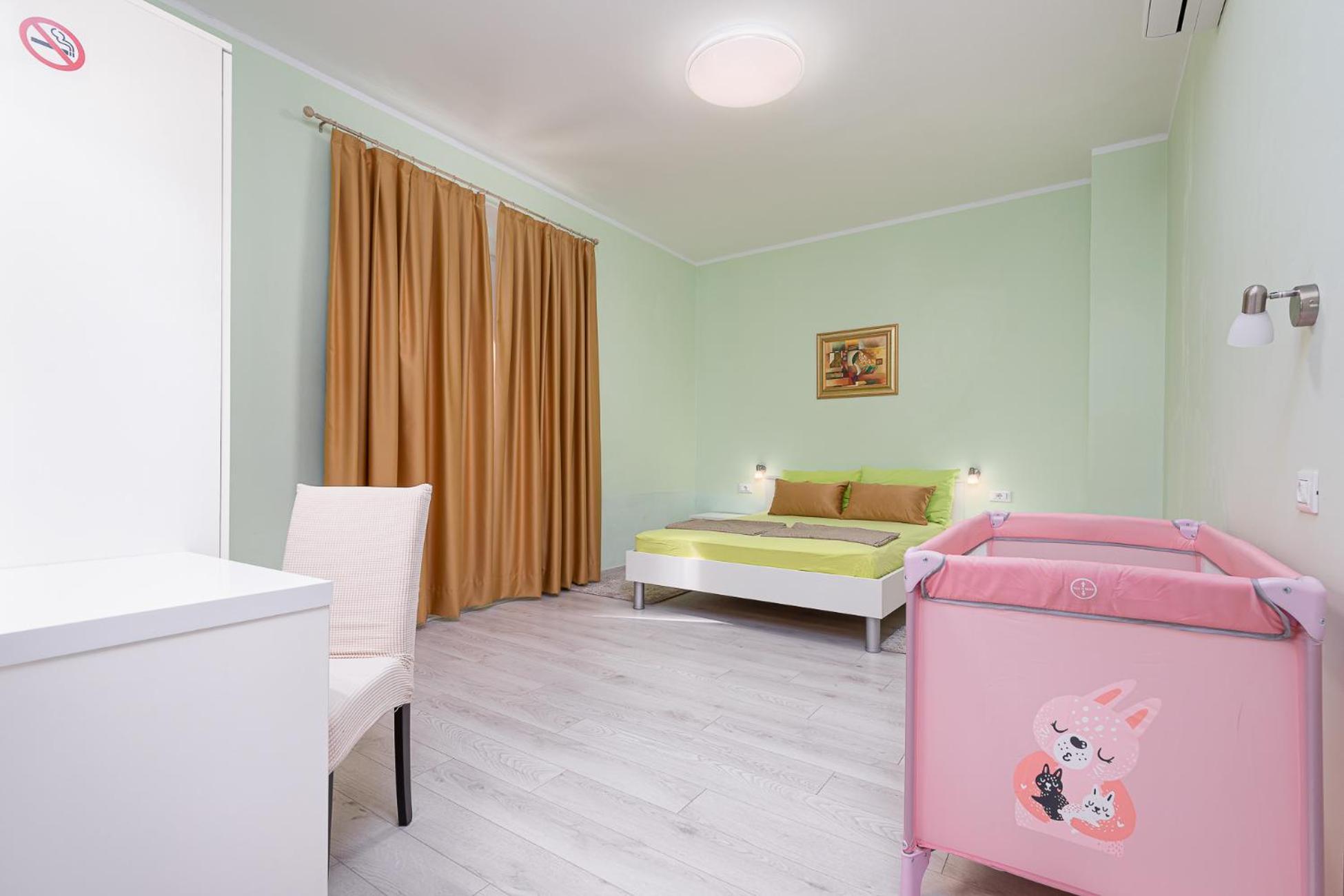 Apartment Valnea - For Five People In The Center Of Poreč
